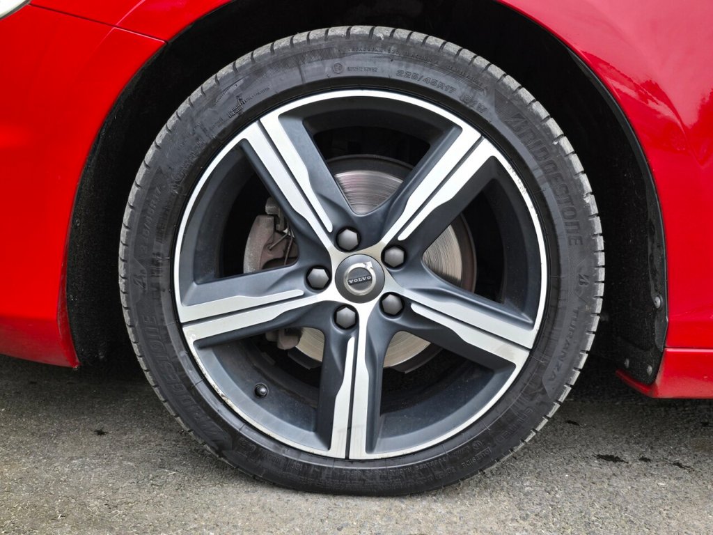 Used Volvo V40 2017 for sale - 77594115: Photo 11