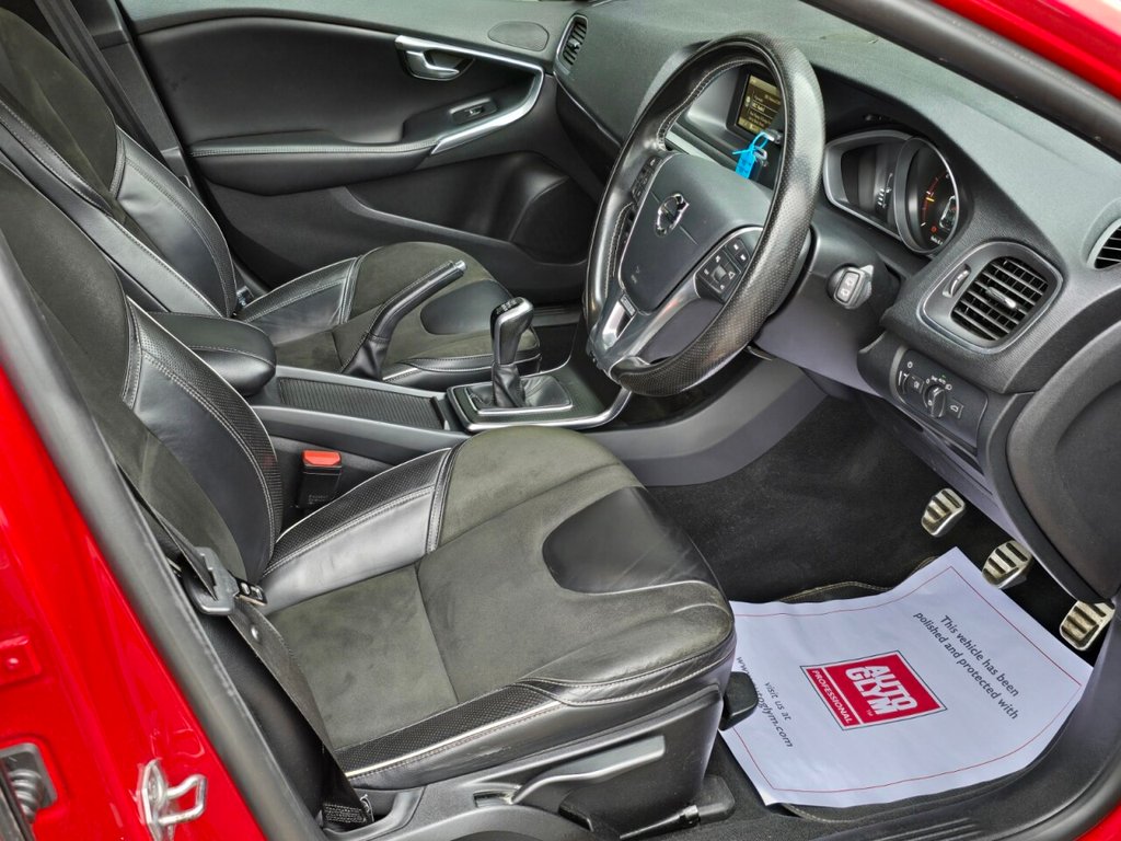 Used Volvo V40 2017 for sale - 77594115: Photo 15