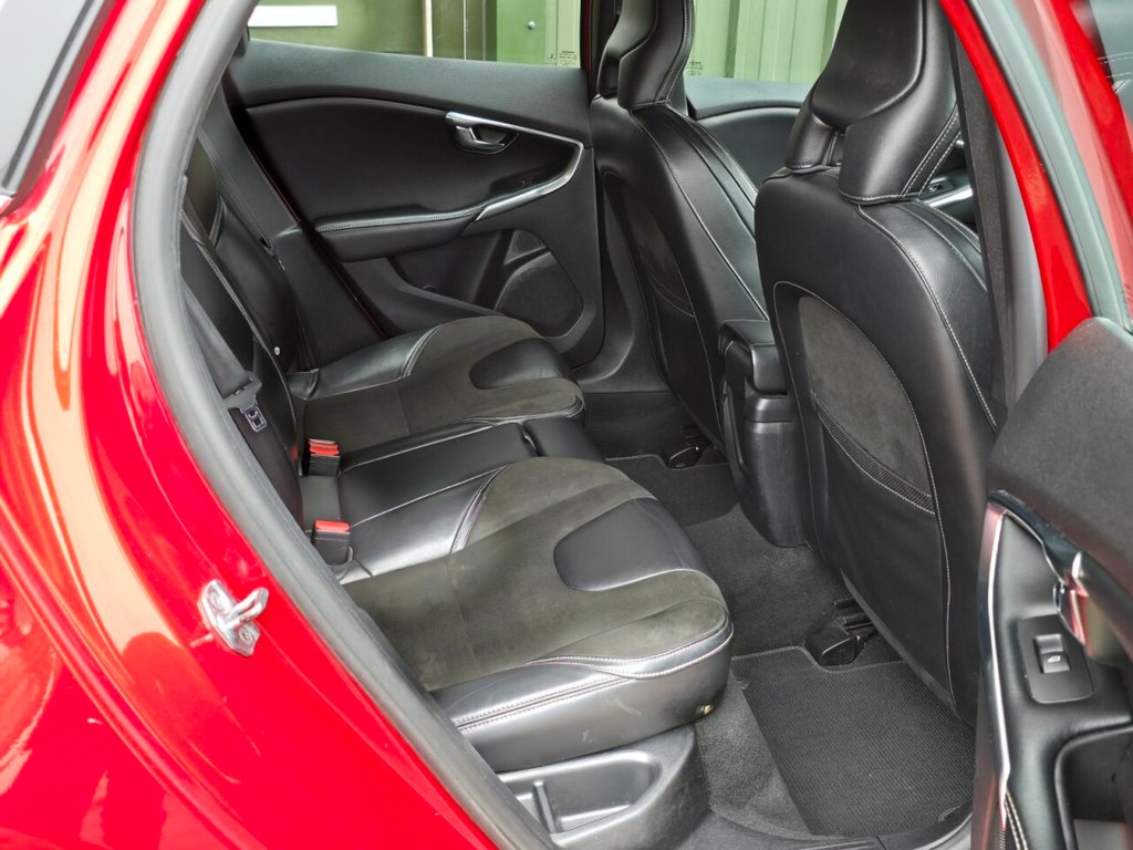 Used Volvo V40 2017 for sale - 77594115: Photo 19