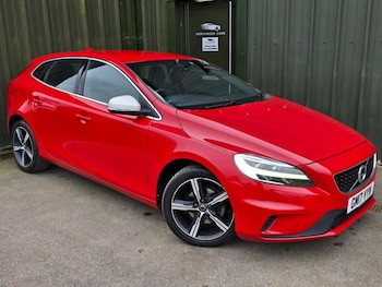 Used Volvo V40 2017 for sale - 77594115: Photo