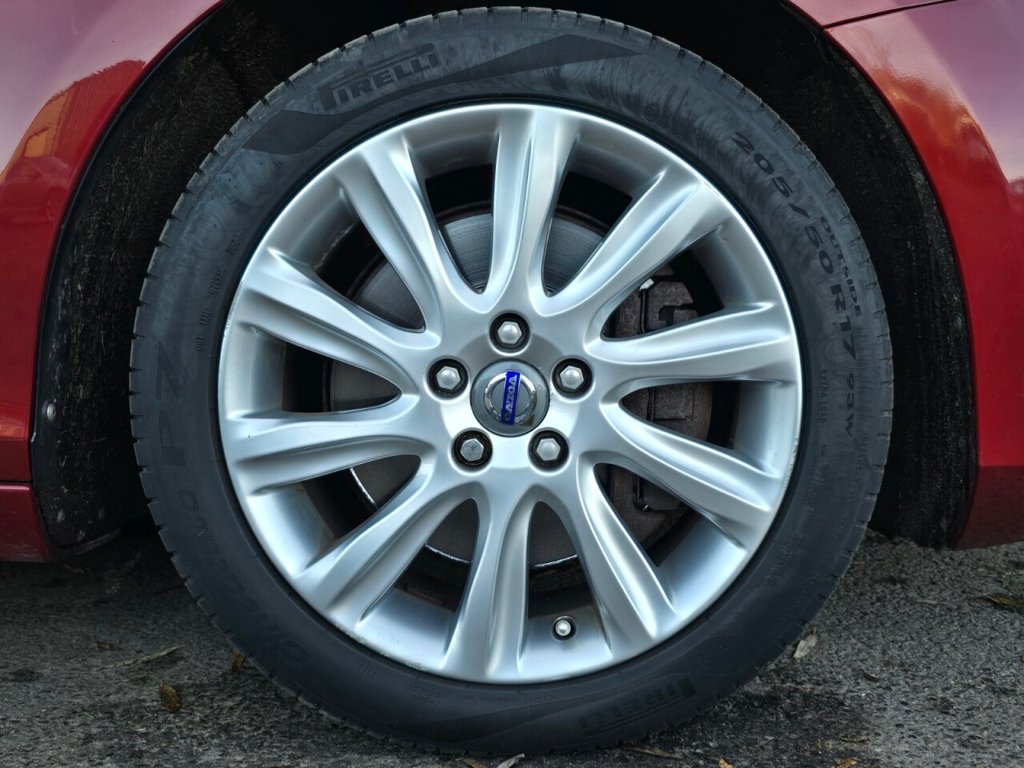 Used Volvo V40 2013 for sale - 76900785: Photo 13