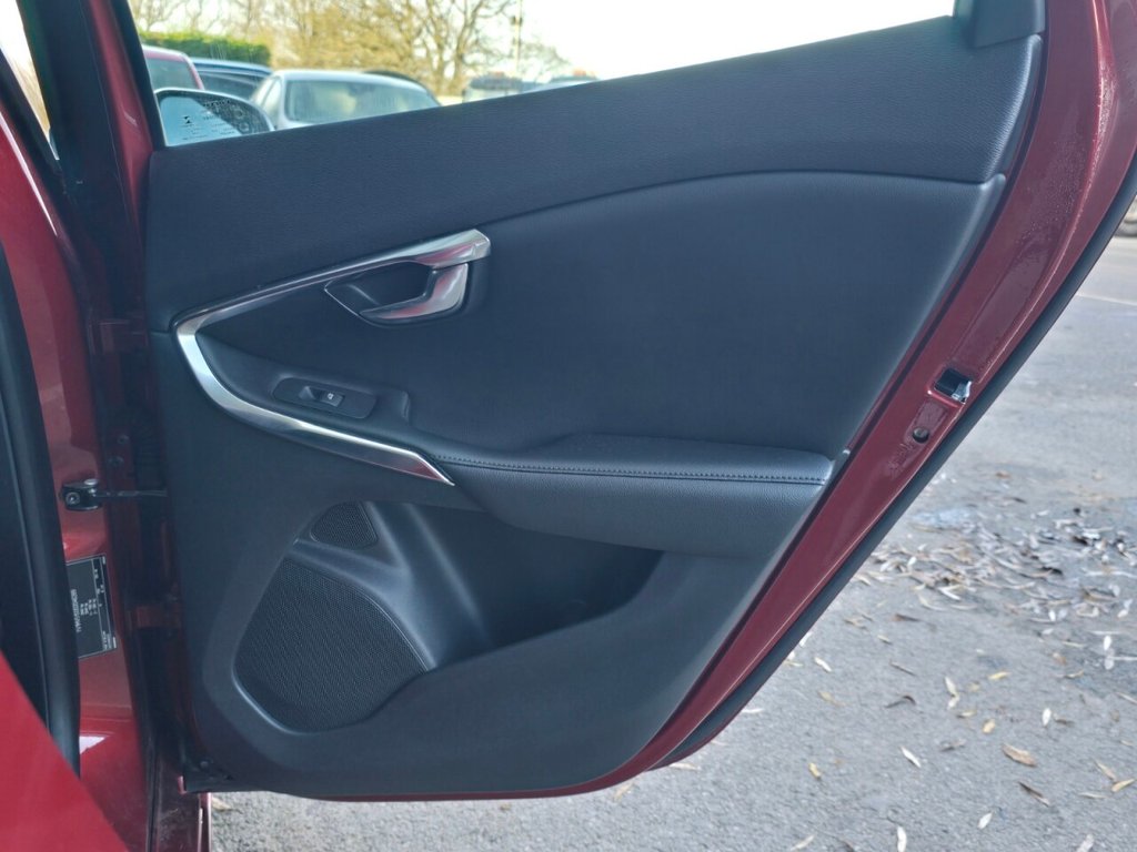 Used Volvo V40 2013 for sale - 76900785: Photo 19