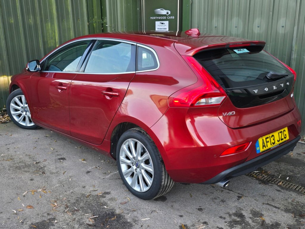 Used Volvo V40 2013 for sale - 76900785: Photo 2