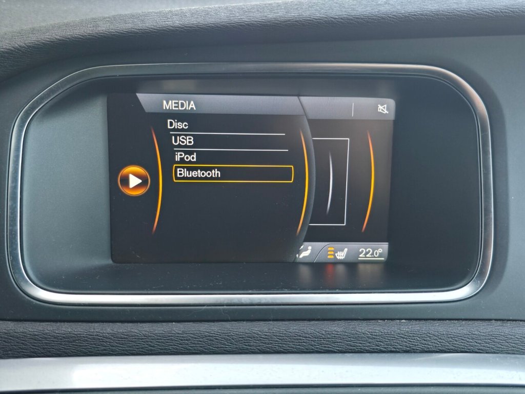 Used Volvo V40 2013 for sale - 76900785: Photo 32