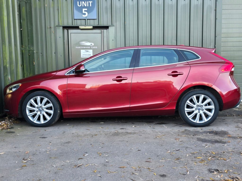 Used Volvo V40 2013 for sale - 76900785: Photo 6