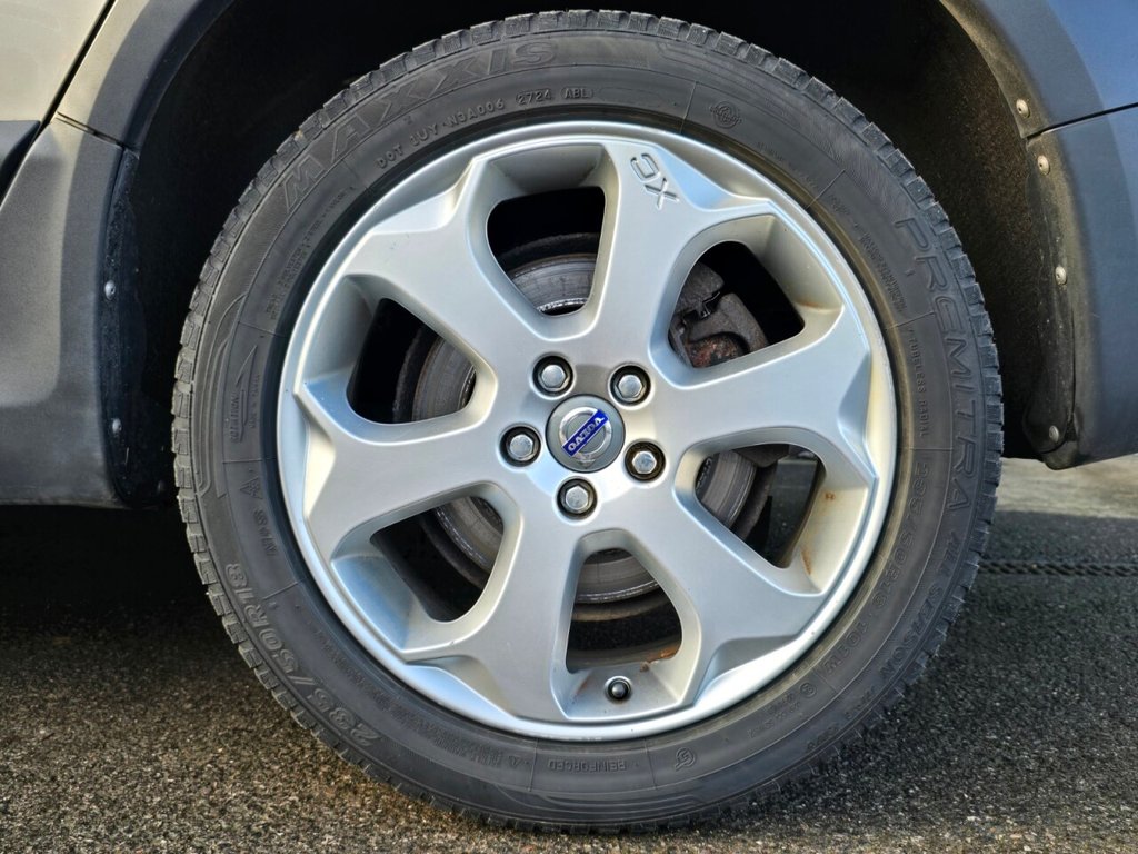 Used Volvo XC70 2011 for sale - 77512510: Photo 12