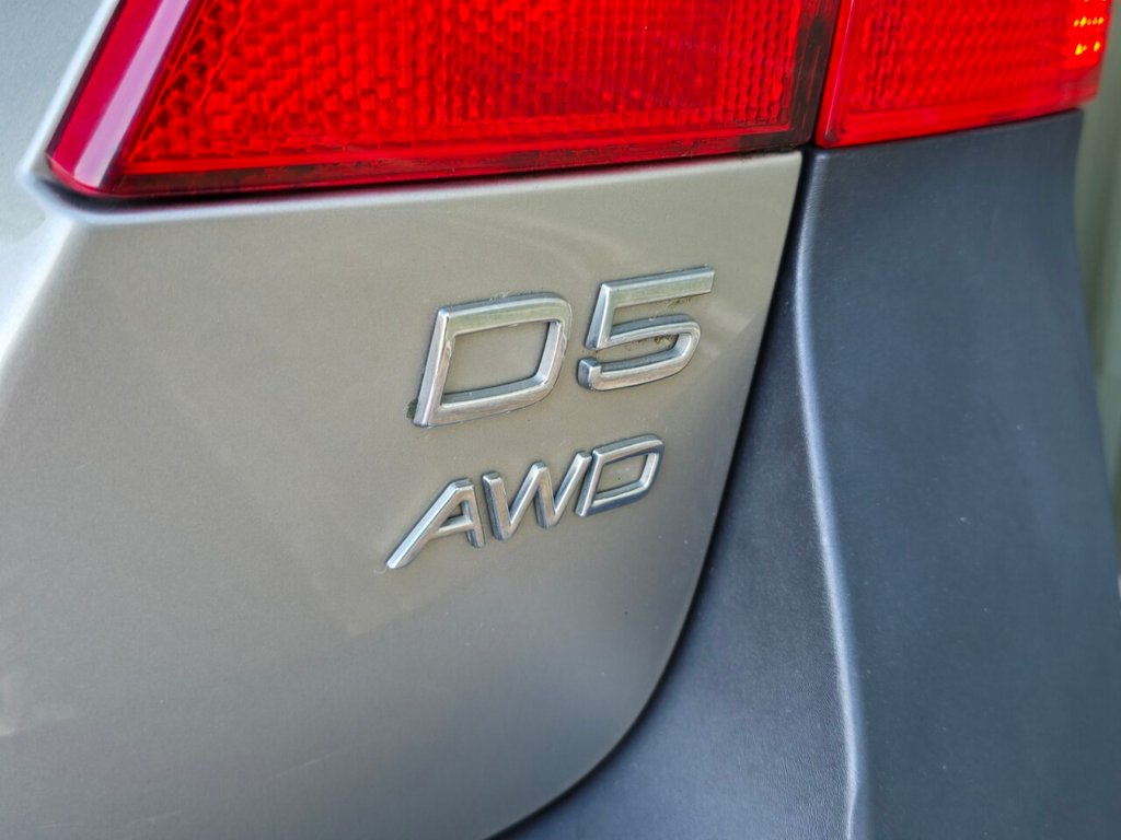 Used Volvo XC70 2011 for sale - 77512510: Photo 22