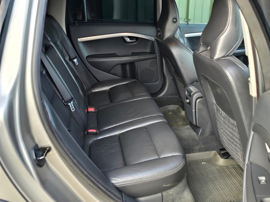 Used Volvo XC70 2011 for sale - 77512510: Photo 33