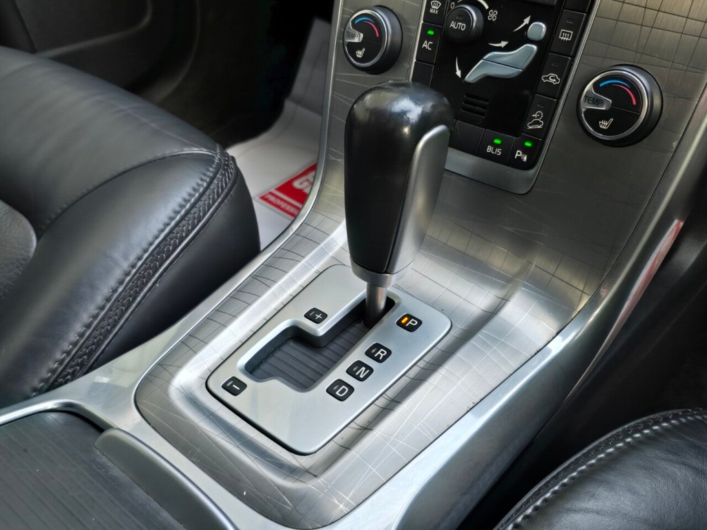 Used Volvo XC70 2011 for sale - 77512510: Photo 41