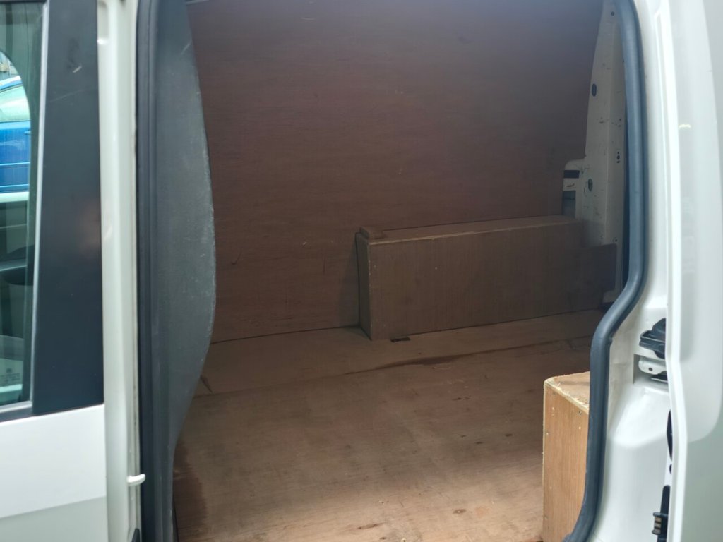 Used Volkswagen Caddy 2016 for sale - 77239329: Photo 18