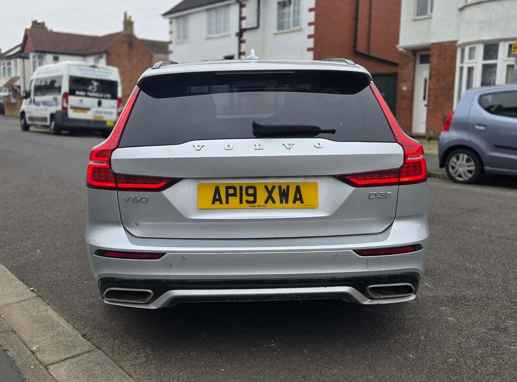 Used Volvo V60 2019 for sale - 78003227: Photo 4