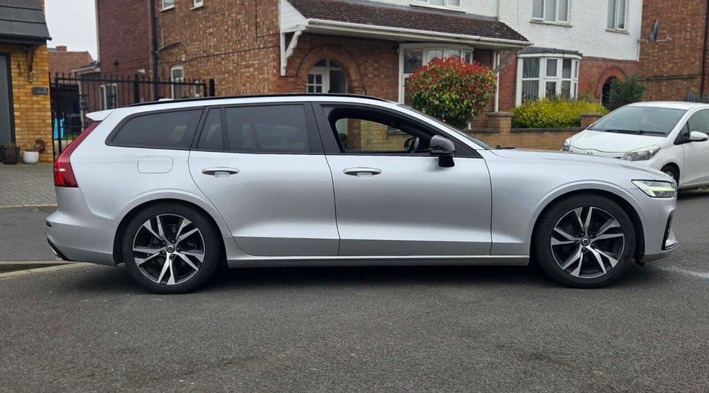 Used Volvo V60 2019 for sale - 78003227: Photo 5