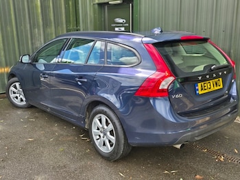 Used Volvo V60 2013 for sale - 78805683: Photo