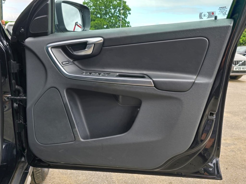 Used Volvo XC60 2013 for sale - 77302621: Photo 16