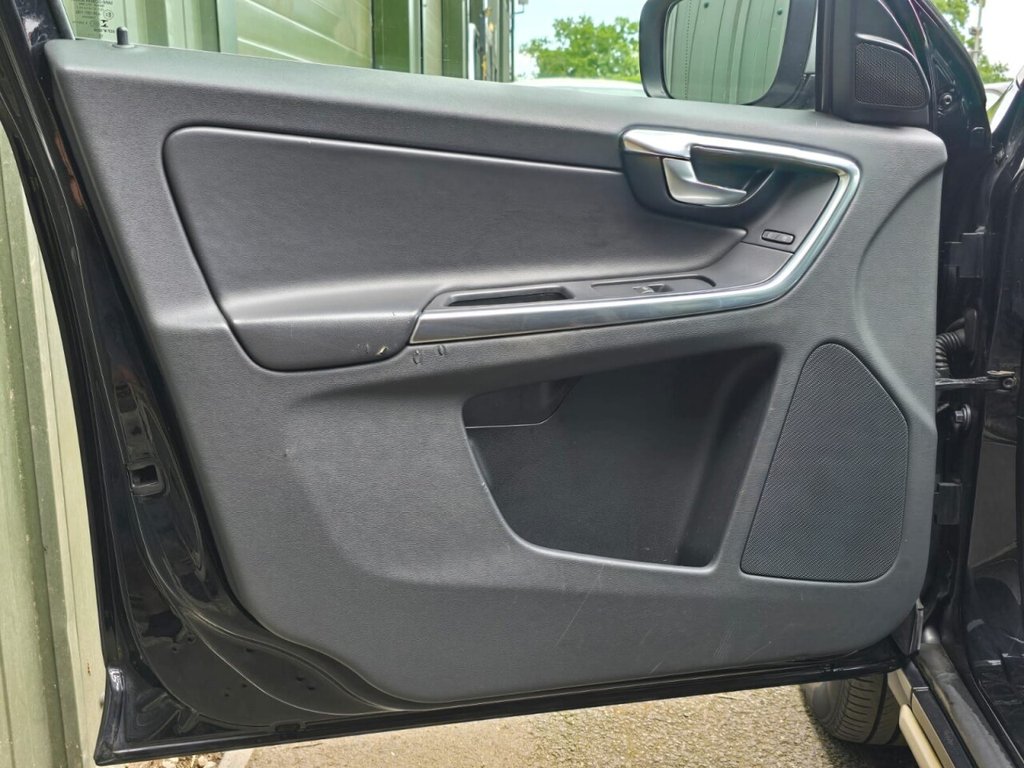 Used Volvo XC60 2013 for sale - 77302621: Photo 18