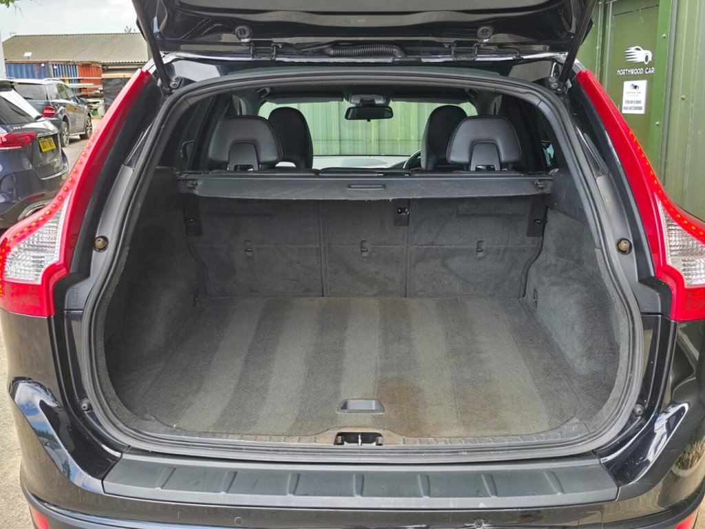 Used Volvo XC60 2013 for sale - 77302621: Photo 9