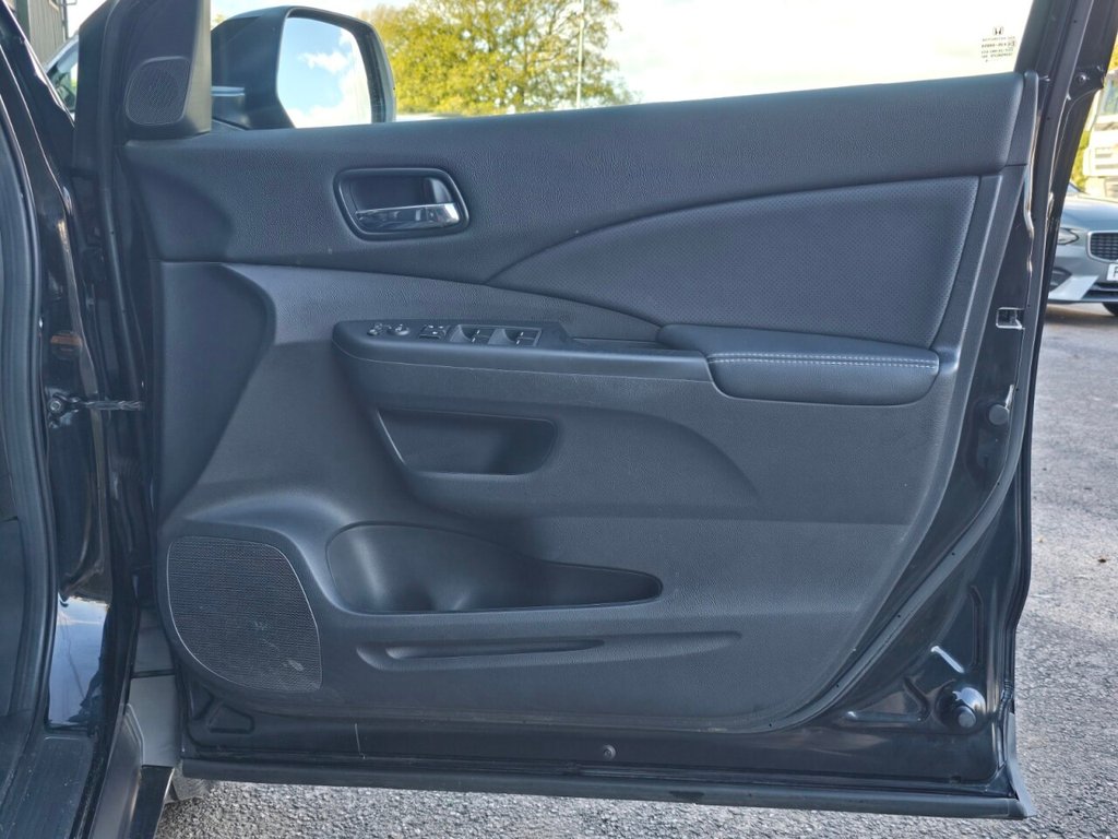 Used Honda CR-V 2016 for sale - 76439050: Photo 15