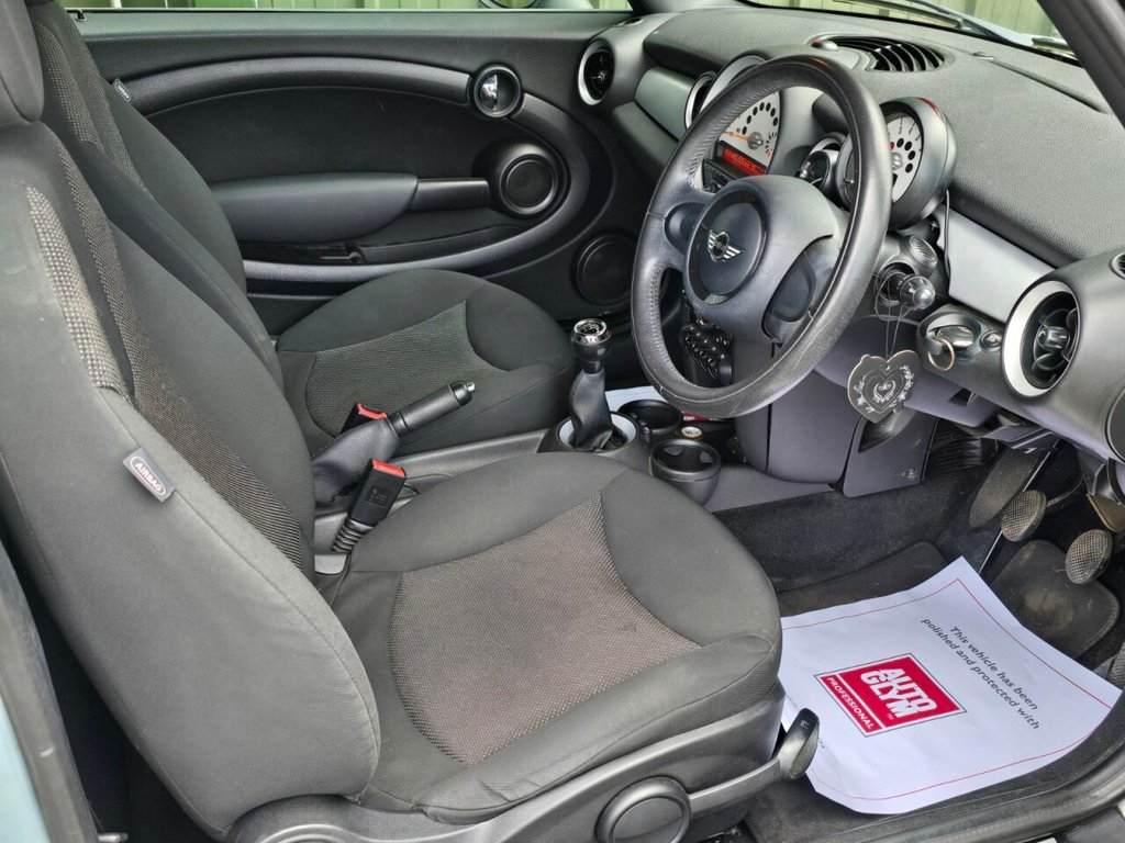 Used MINI Convertible 2013 for sale - 78056664: Photo 18