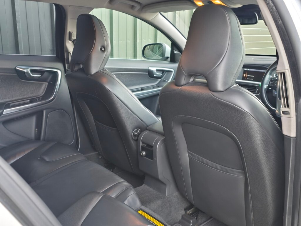 Used Volvo V60 2013 for sale - 77075470: Photo 21