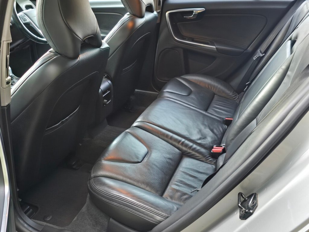 Used Volvo V60 2013 for sale - 77075470: Photo 25