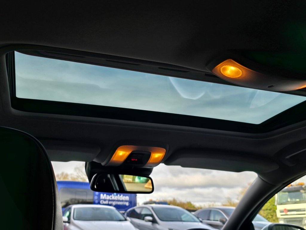 Used Volvo V60 2013 for sale - 77075470: Photo 30