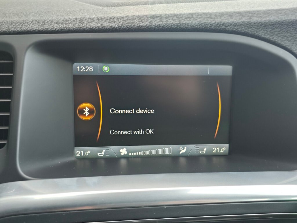 Used Volvo V60 2013 for sale - 77075470: Photo 36