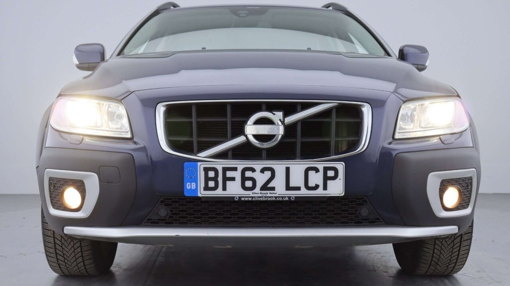 Used Volvo XC70 2012 for sale - 76105846: Photo 11