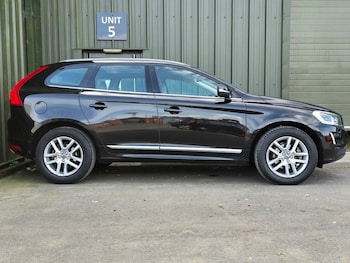 Used Volvo XC60 2016 for sale - 76009555: Photo