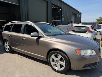 Used Volvo V70 2012 for sale - 79409509: Photo