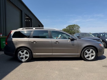 Used Volvo V70 2012 for sale - 79409509: Photo