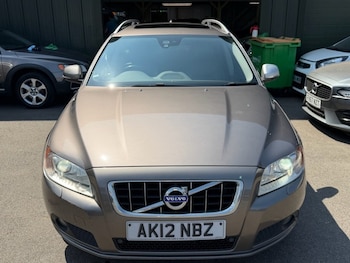 Used Volvo V70 2012 for sale - 79409509: Photo