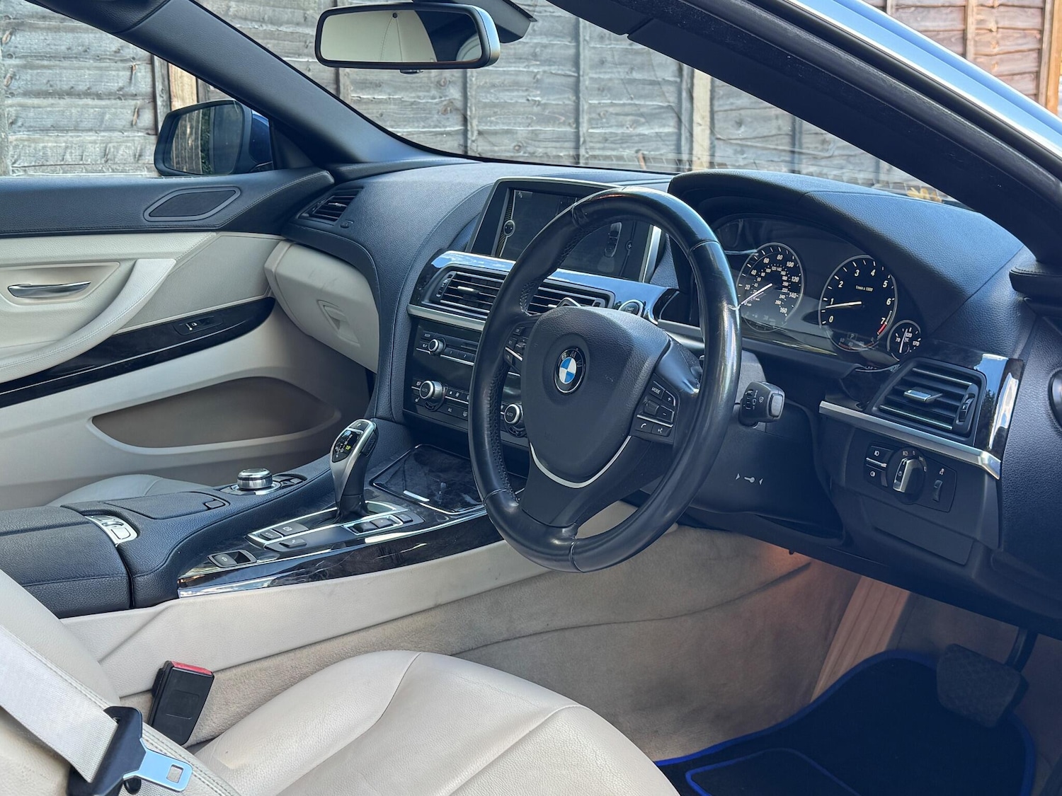 Used BMW 6 Series 2011 for sale - 76137175: Photo 10