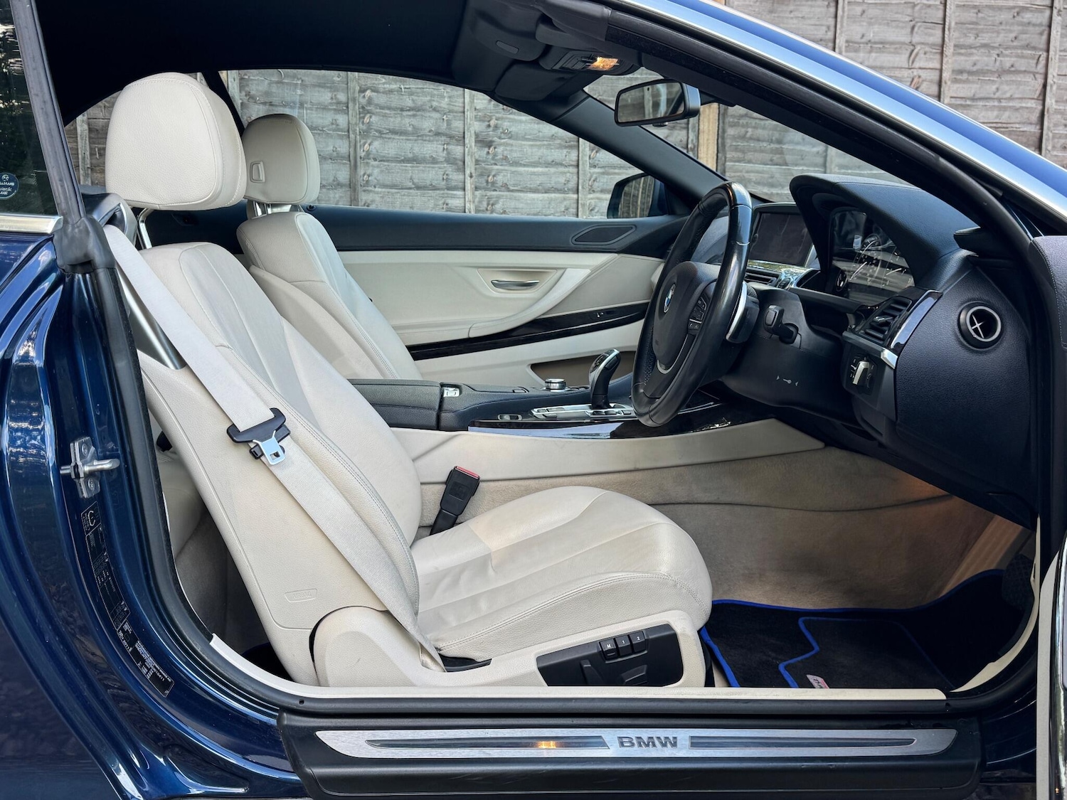 Used BMW 6 Series 2011 for sale - 76137175: Photo 11