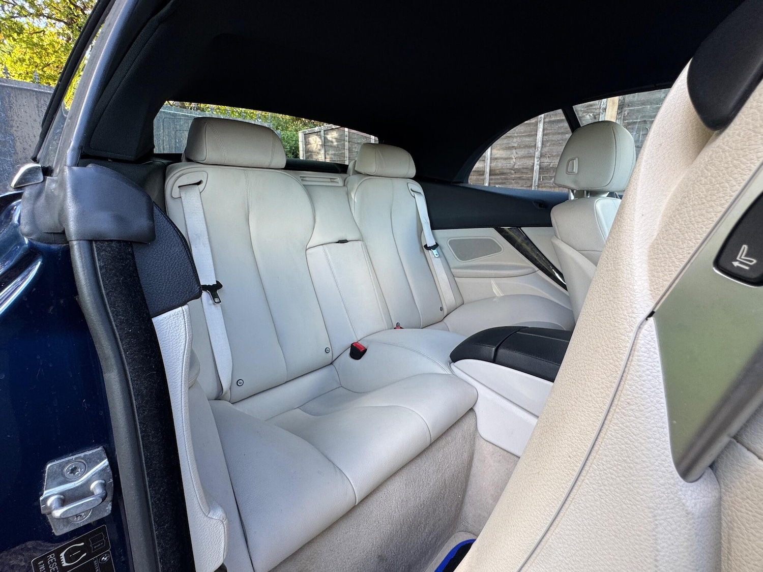 Used BMW 6 Series 2011 for sale - 76137175: Photo 14