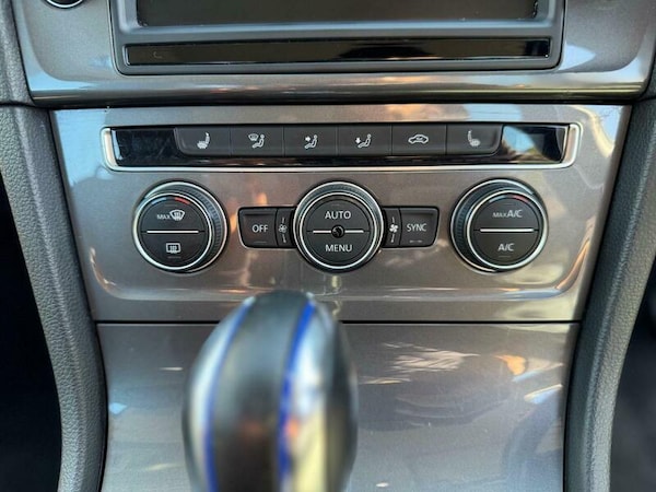 Used Volkswagen Golf 2015 for sale - 74080959: Photo 16