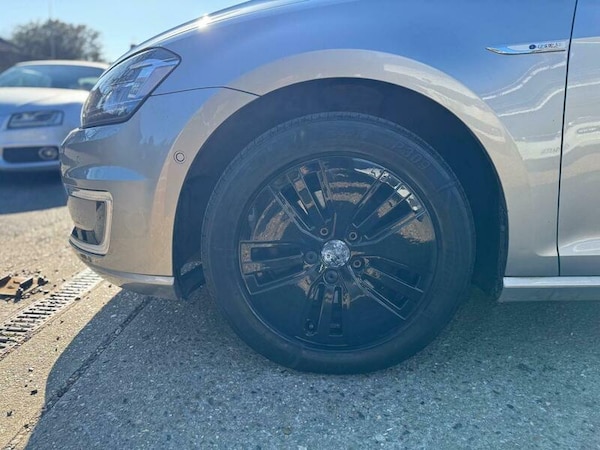 Used Volkswagen Golf 2015 for sale - 74080959: Photo 19