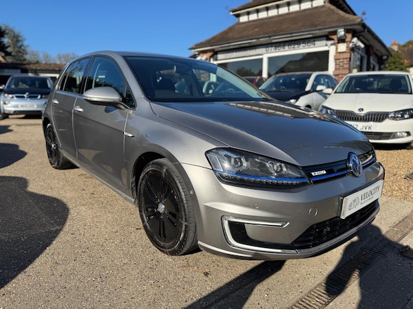 Used Volkswagen Golf 2015 for sale - 74080959: Photo 1