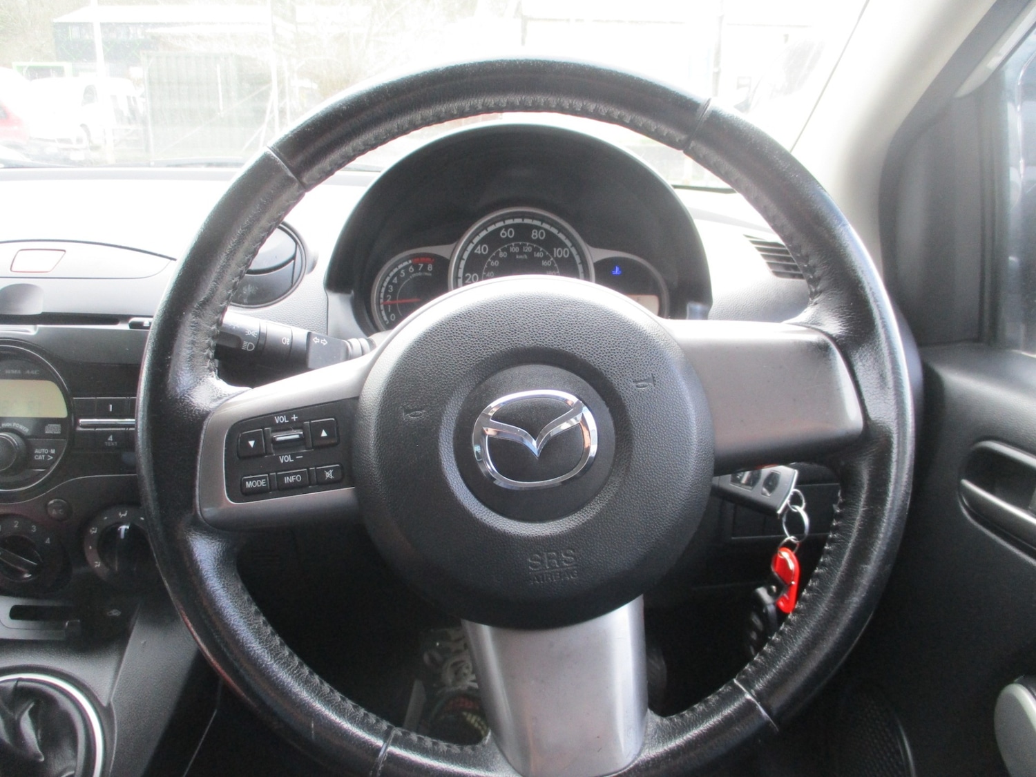 Used Mazda Mazda2 2013 for sale - 77776413: Photo 15