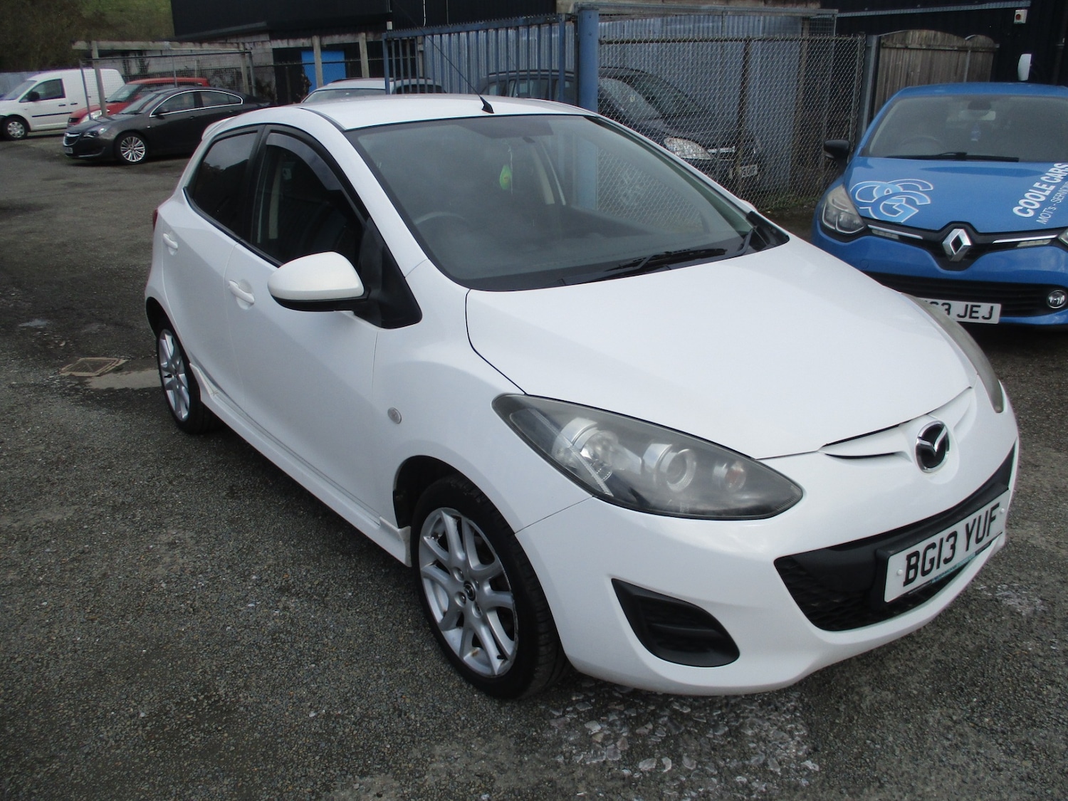Used Mazda Mazda2 2013 for sale - 77776413: Photo 3