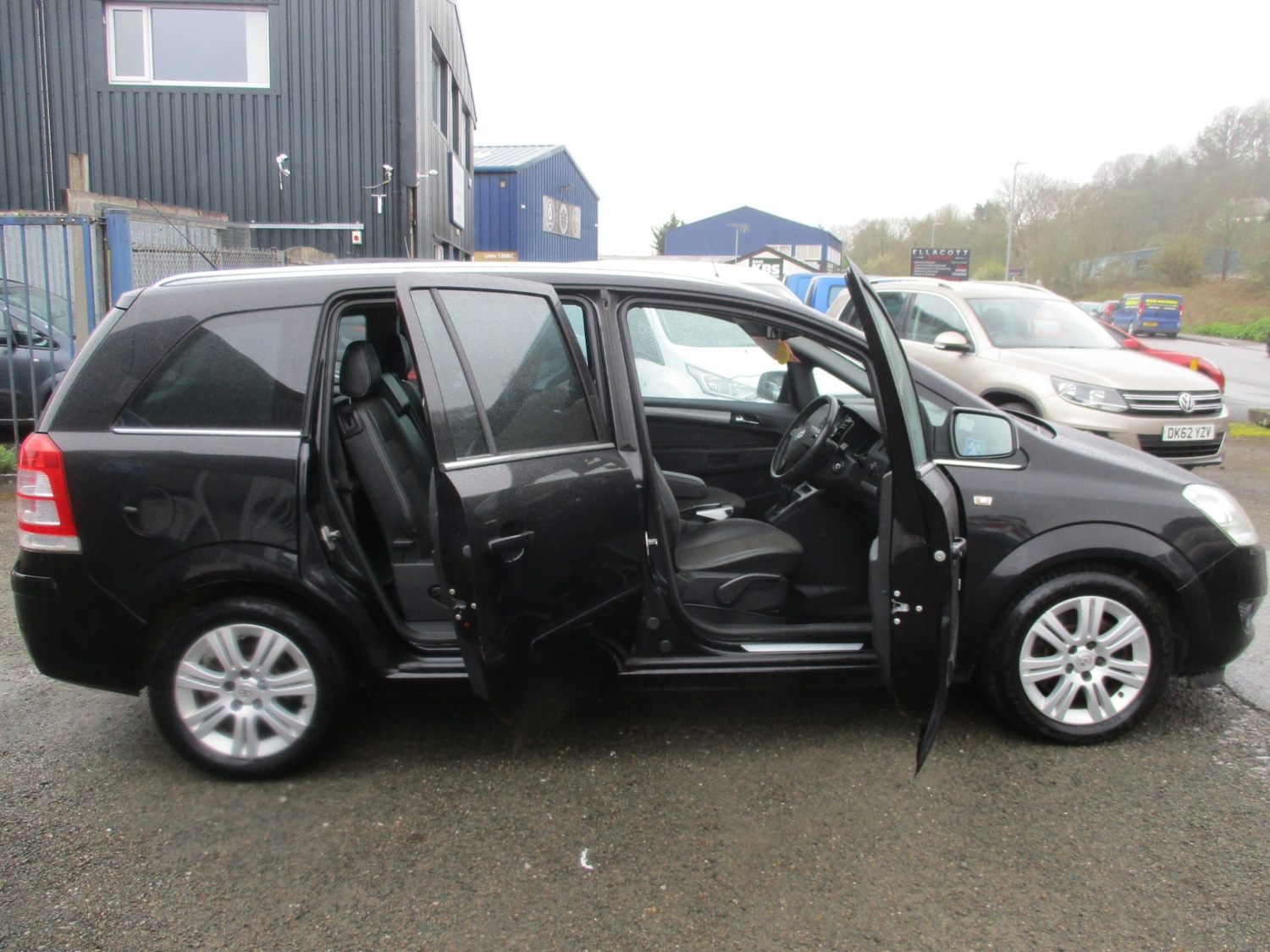 Used Vauxhall Zafira 2011 for sale - 78039032: Photo 11