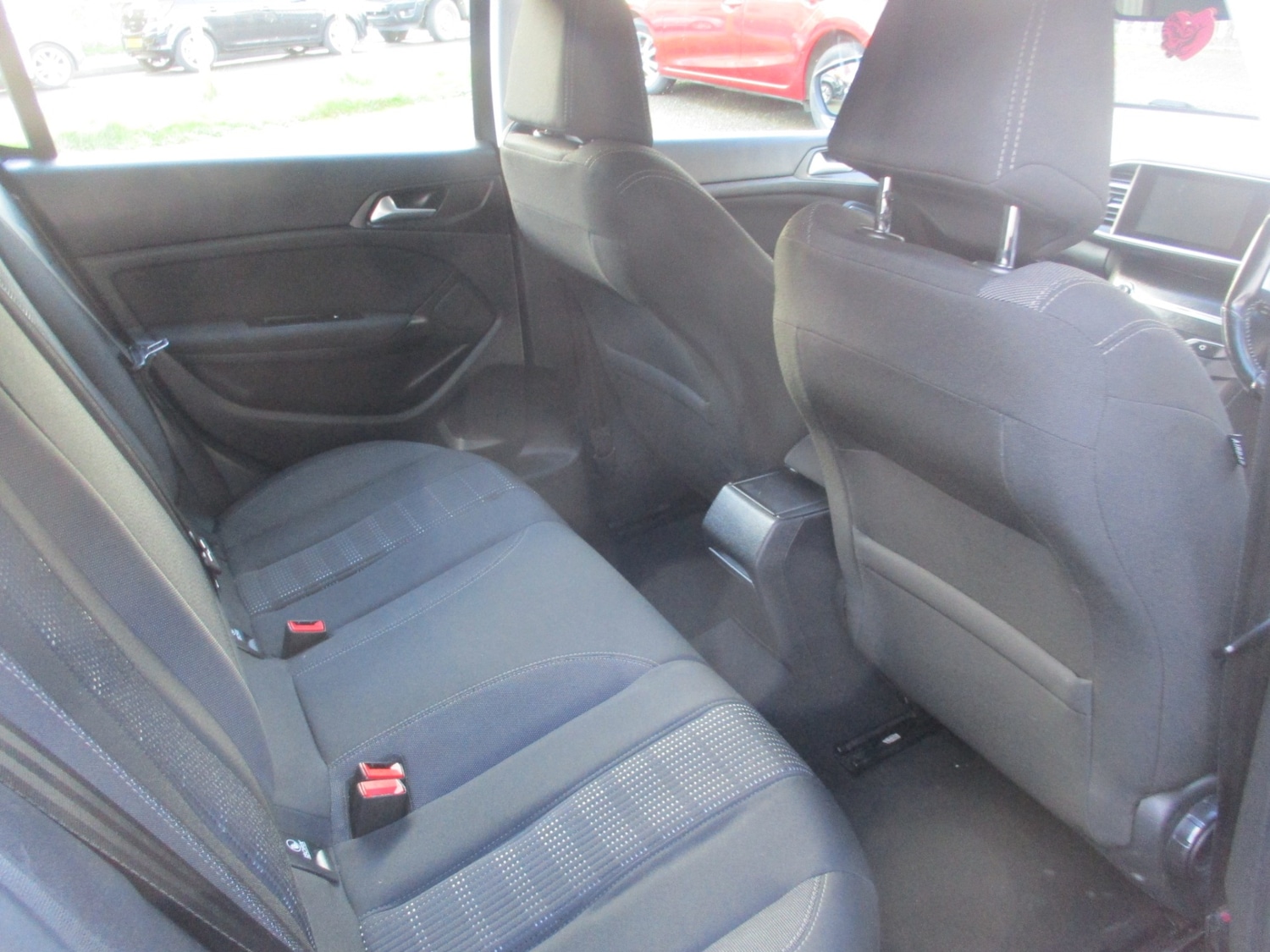 Used Peugeot 308 2016 for sale - 76532503: Photo 12