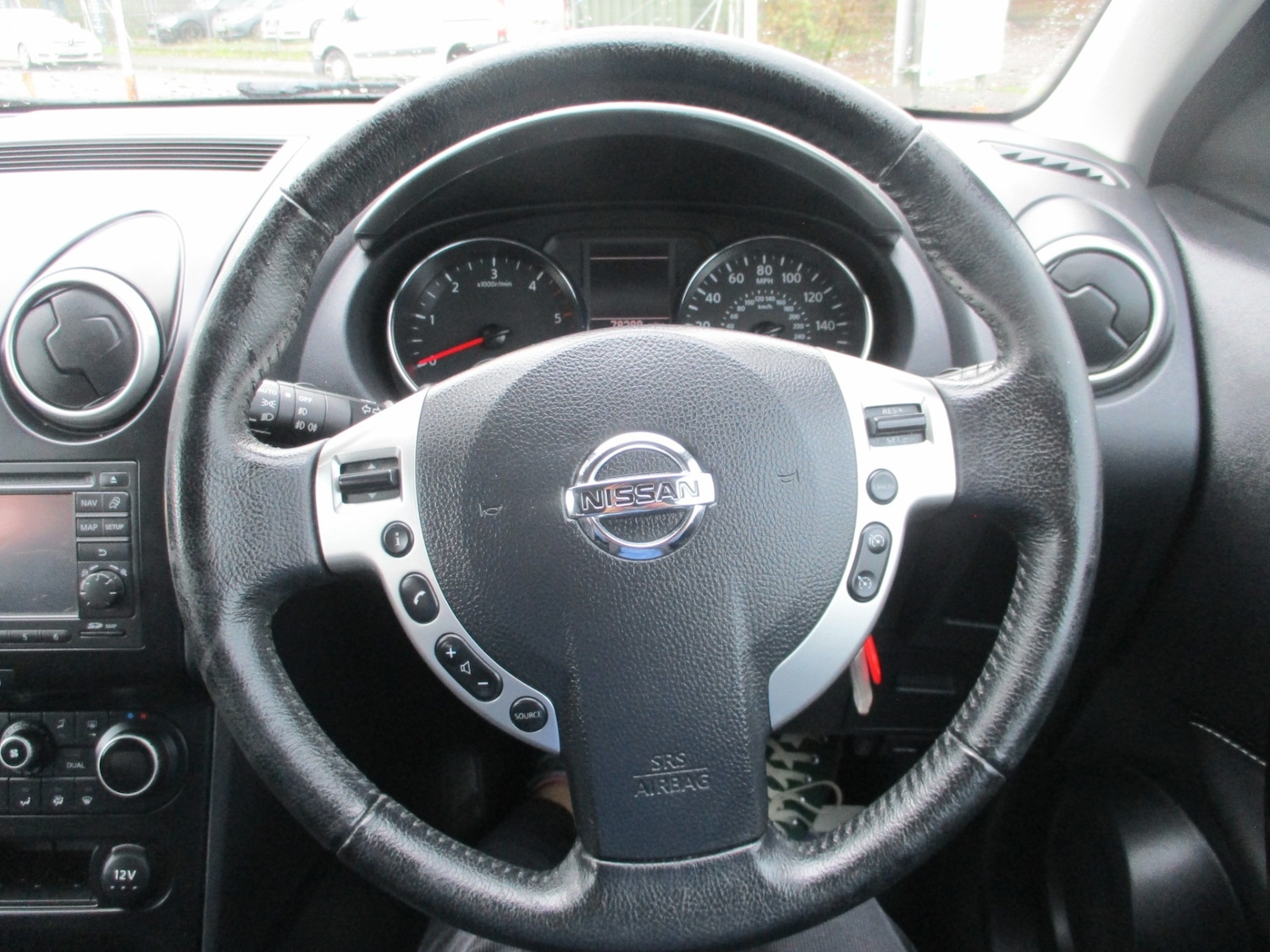 Used Nissan Qashqai 2013 for sale - 76450315: Photo 14