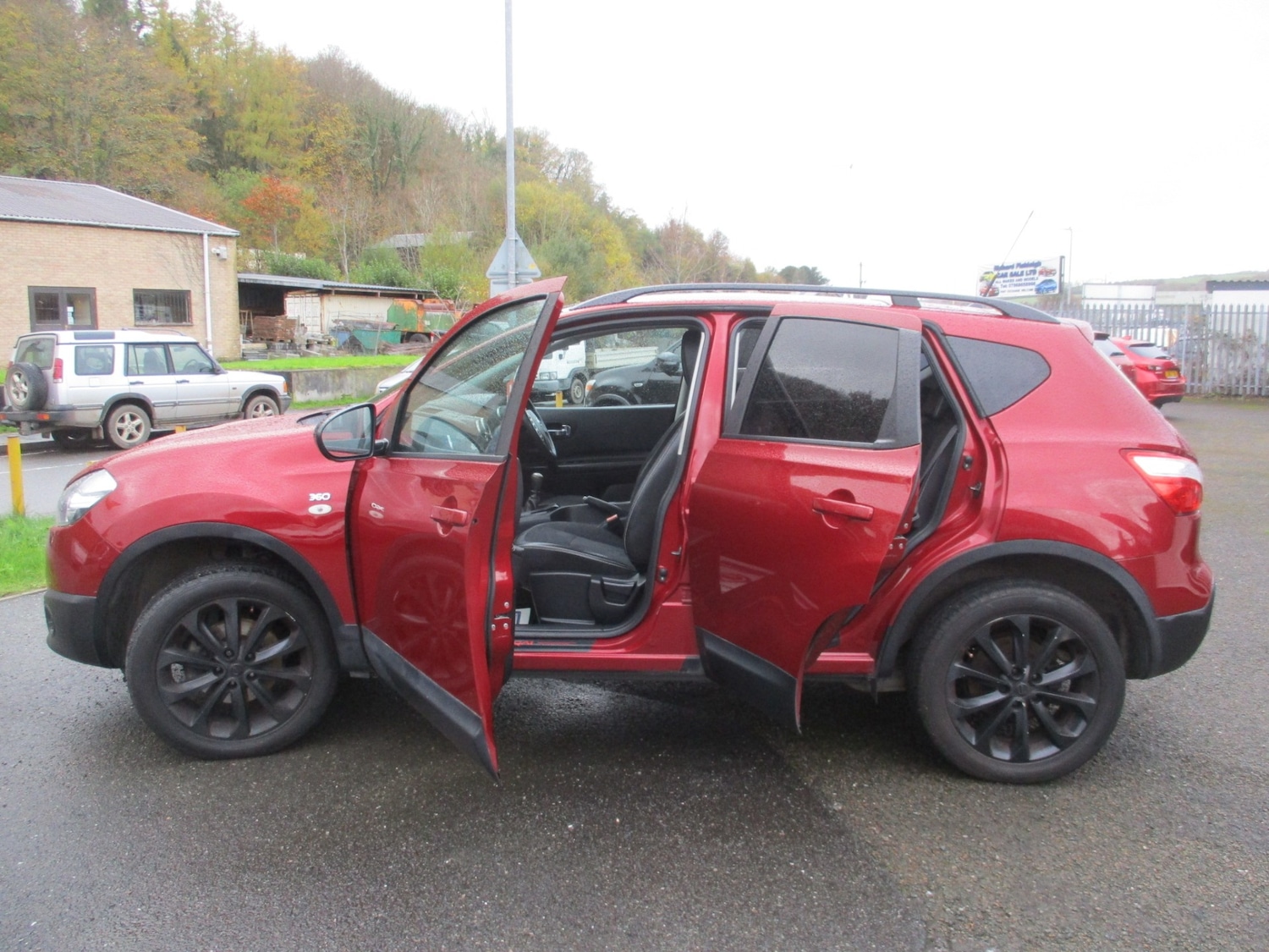 Used Nissan Qashqai 2013 for sale - 76450315: Photo 9