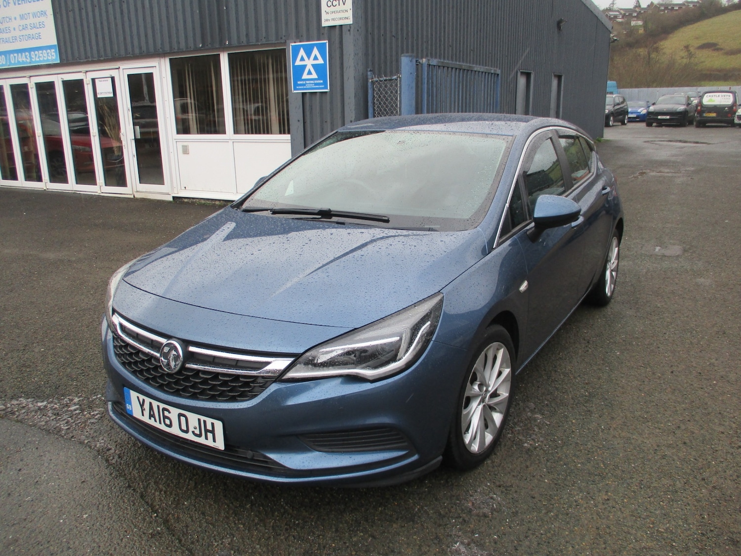 Used Vauxhall Astra 2016 for sale - 77337273: Photo 1