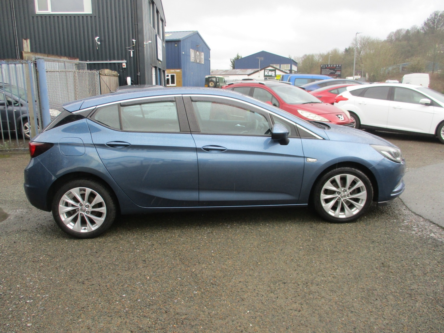 Used Vauxhall Astra 2016 for sale - 77337273: Photo 4