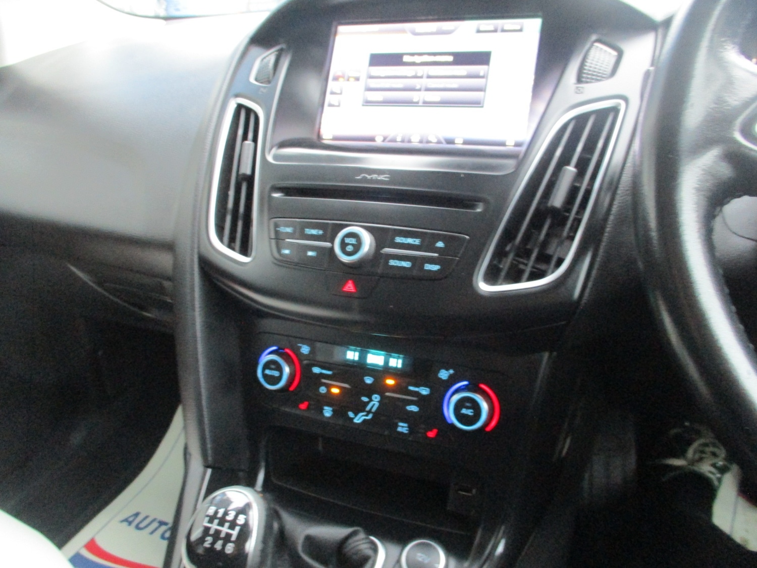 Used Ford Focus 2015 for sale - 76878014: Photo 14