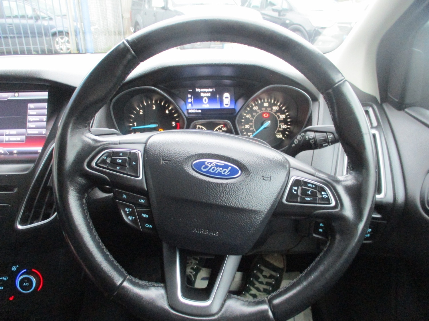 Used Ford Focus 2015 for sale - 76878014: Photo 15