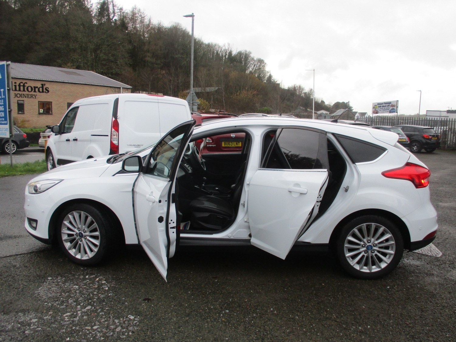 Used Ford Focus 2015 for sale - 76878014: Photo 9