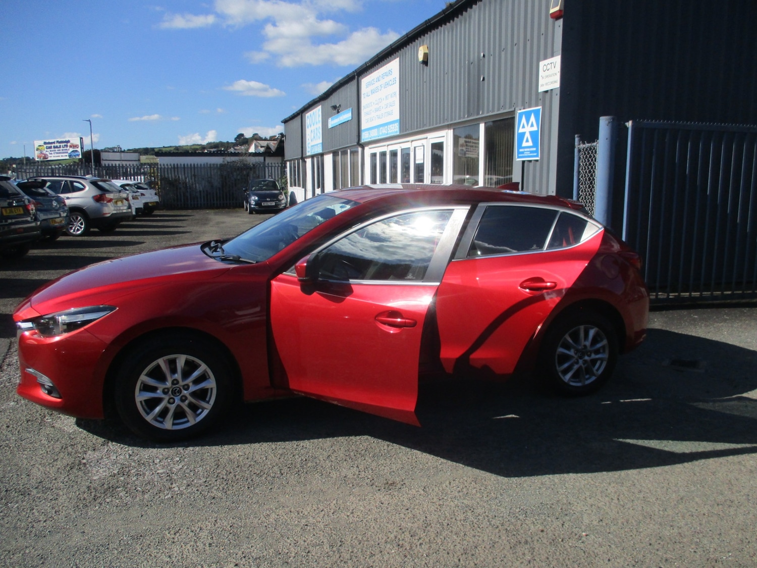 Used Mazda Mazda3 2017 for sale - 76037291: Photo 9