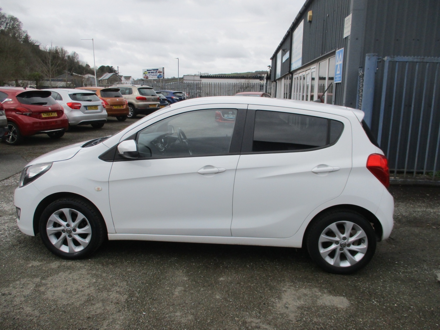Used Vauxhall Viva 2016 for sale - 77775271: Photo 8